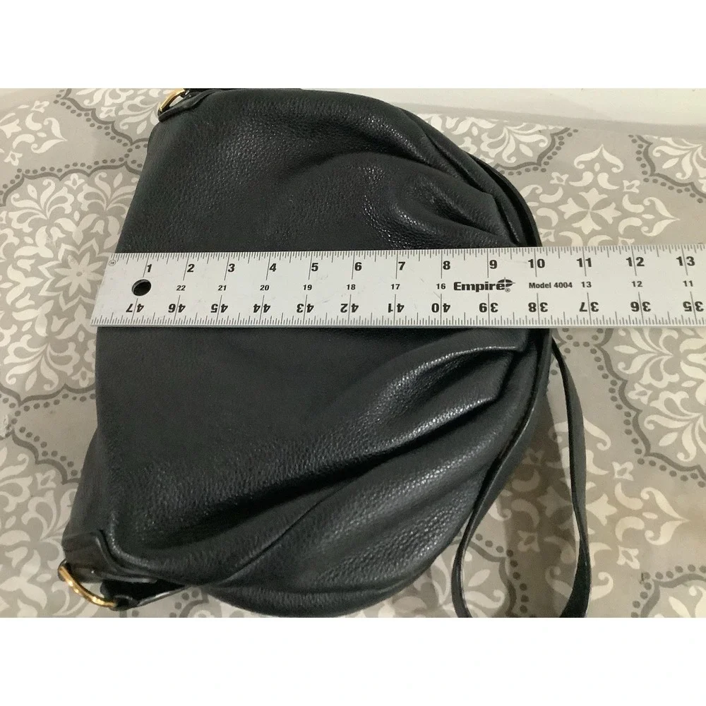 Marc Jacobs black pebbled leather Crossbody handbag